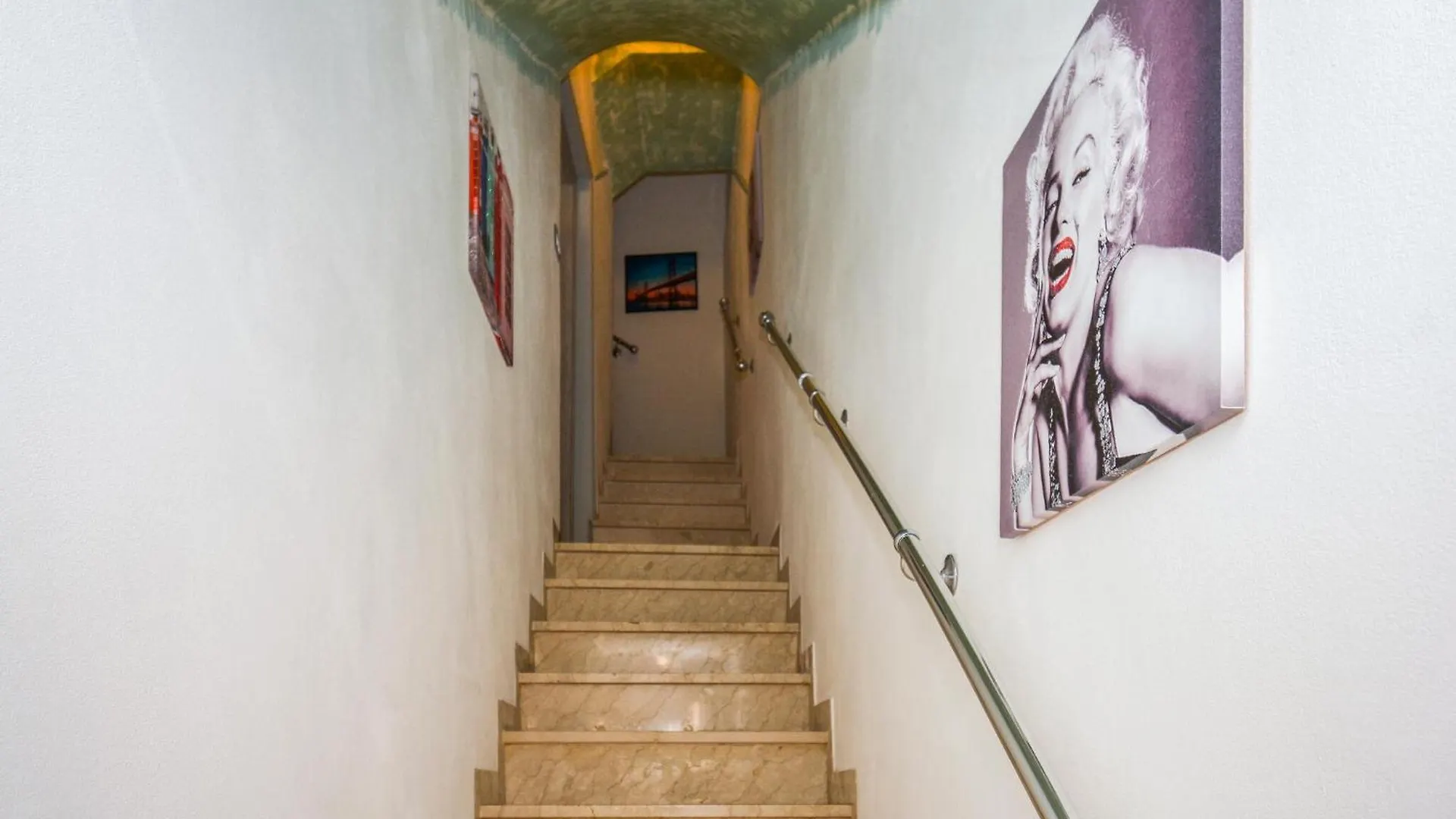 Beautiful Apartment In Ragusa Itália